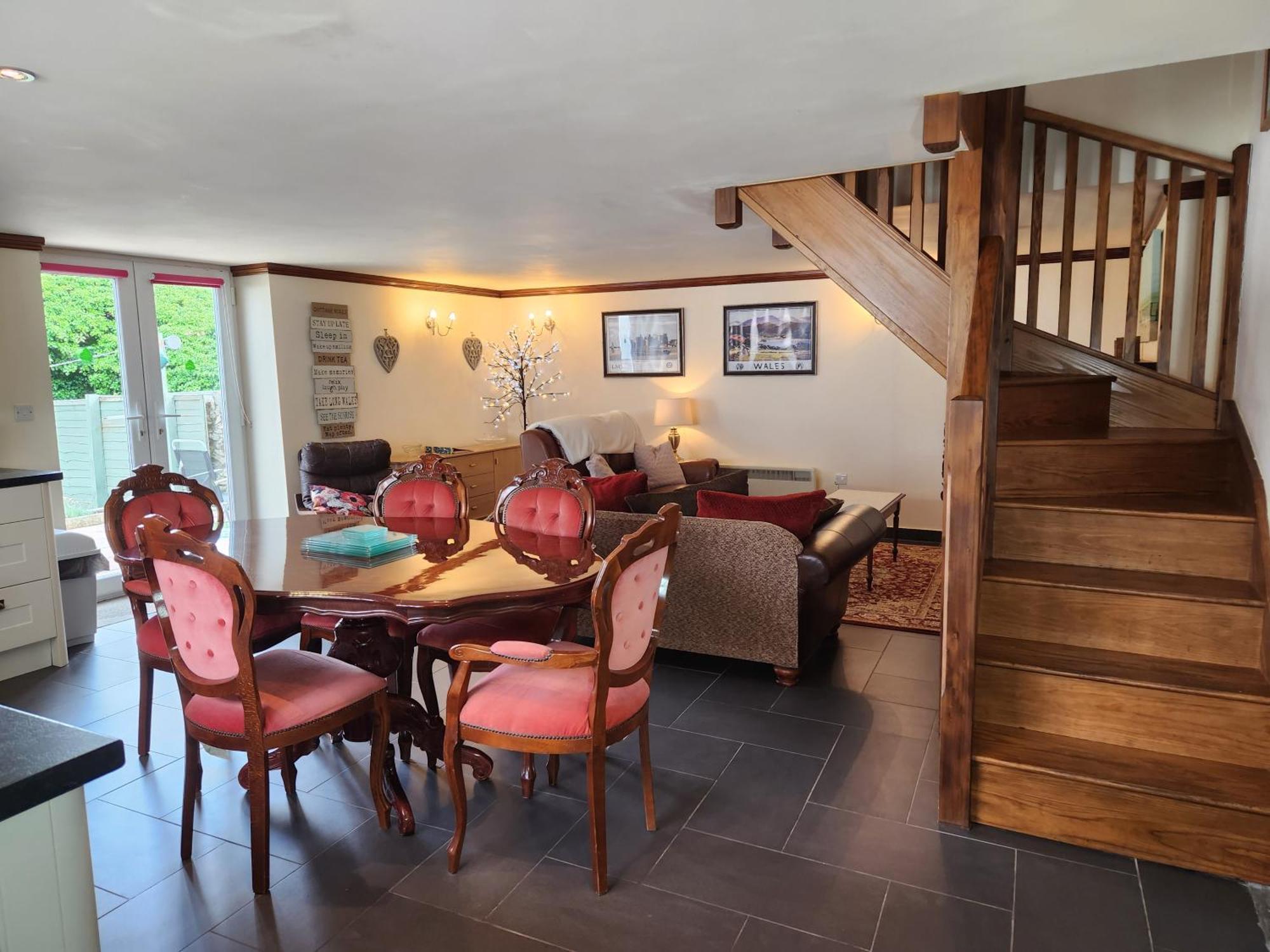The Old School Caeathro, Snowdon, Eryri And Yr Wydffa Cottages Caernarfon Room photo